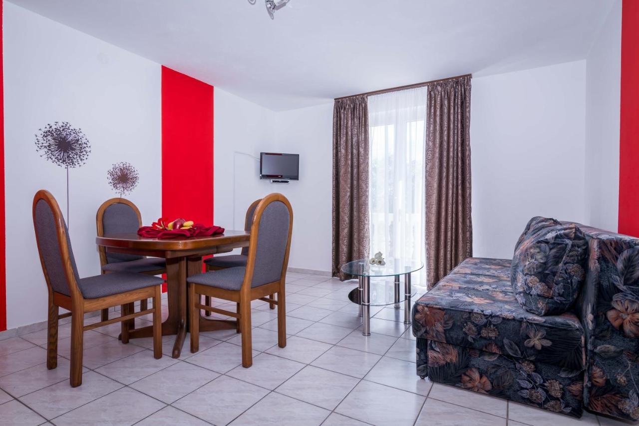 Apartments Ilak Trogir Kültér fotó